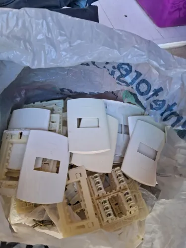 Espelhos diversos para tomadas