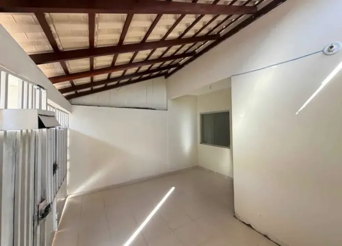 *Vendo casa em Laranjeiras
