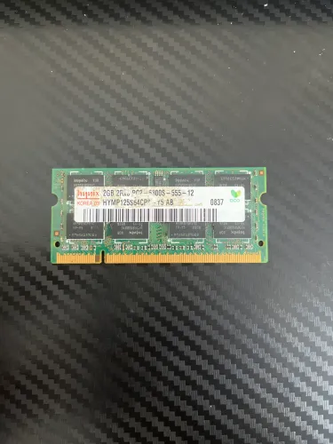 Memória RAM Hynix 2GB DDR2 667MHz PC2-5300S Notebook