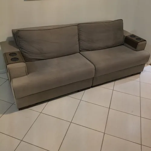Sofá 2 lugares