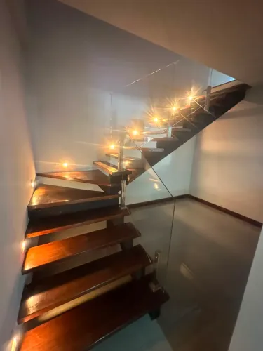     Linda Casa/Sítio de Alto Padrão | 4 Quartos | Piscina | R$ 850.000
