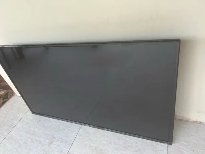Tv Philco Smart 43 pol 3 meses de uso