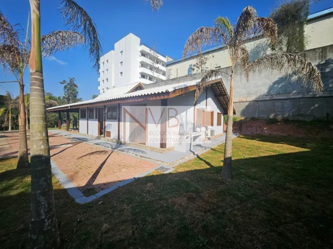 Casa em Condomínio na Granja Viana, 3 Dorms, 250m² à Venda