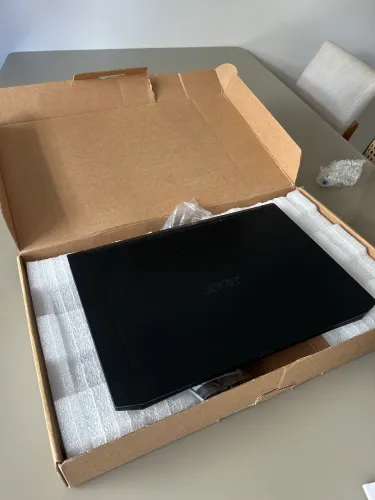 Acer Nitro 5 Ryzen 7 | GTX 1650 Ti | 16GB RAM | SSD 512GB