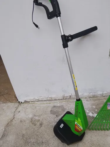 Máquina de Cortar Grama