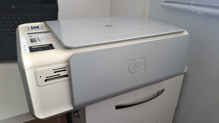 Vendo HP photosmart C4280 all-in-one SEM CABOS