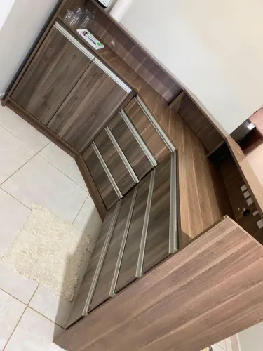 Vendo balcão em L para comércio