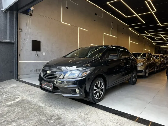 Chevrolet Onix Hatch LS 1.0 8V Flex Power Mec. 4P 2015