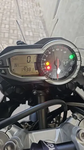 Tiger 800XC 2016 revisada e apenas 19.500 km rodados