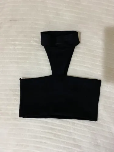 cropped preto com gola