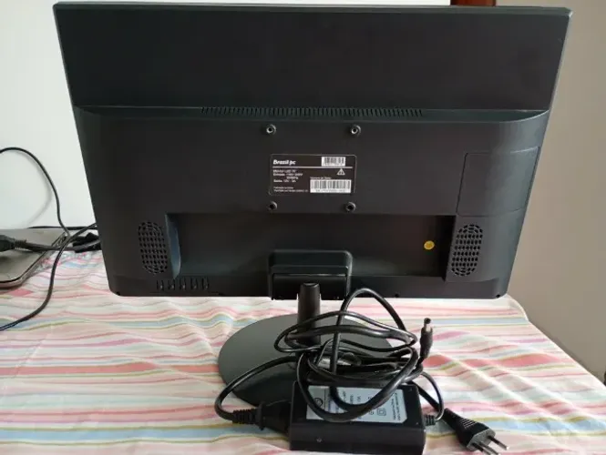 MONITOR BRAZIL PC 19' POLEGADAS HDMI