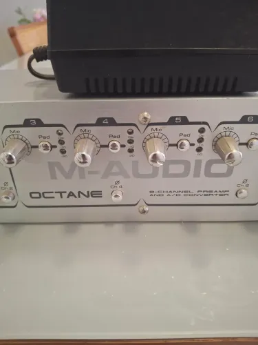 PRÉ AMPLIFICADOR OCTANE M. AUDIO 08 CANAIS AD CONVERSER
