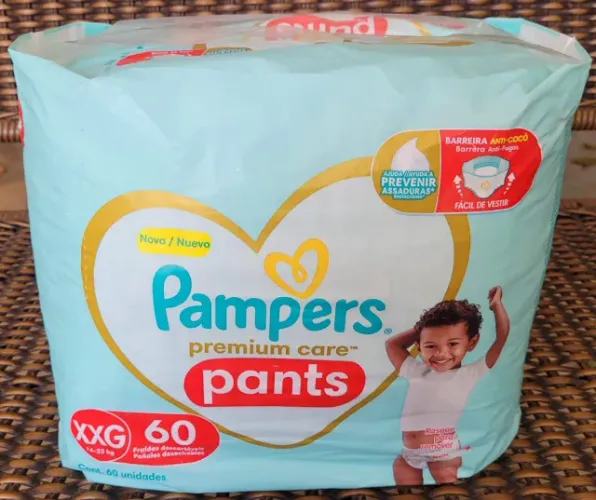 Fralda Pampers Premium Care Pants XXG (14-23 kg), pacote com 60 unidades