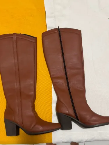 Bota country marrom