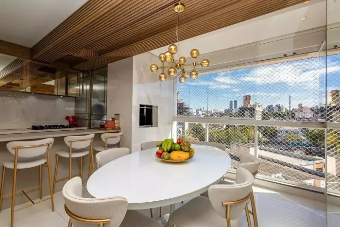 Apartamento para venda com 93 metros quadrados com 3 quartos em Mercês - Curitiba - Paraná