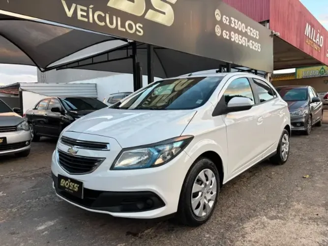 Chevrolet Onix Hatch LT 1.4 8V Flex Power Mec. 4P 2013