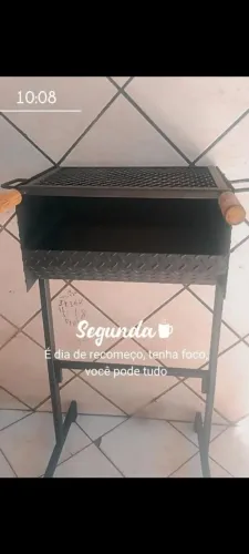 Churrasqueira desmontável