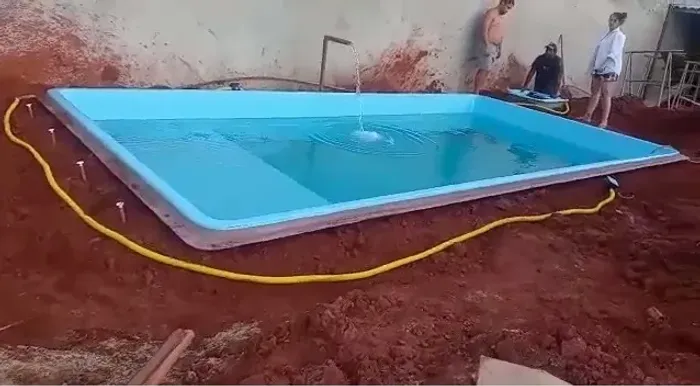 PISCINA DE FIBRA INSTALADA PROMOÇÃO