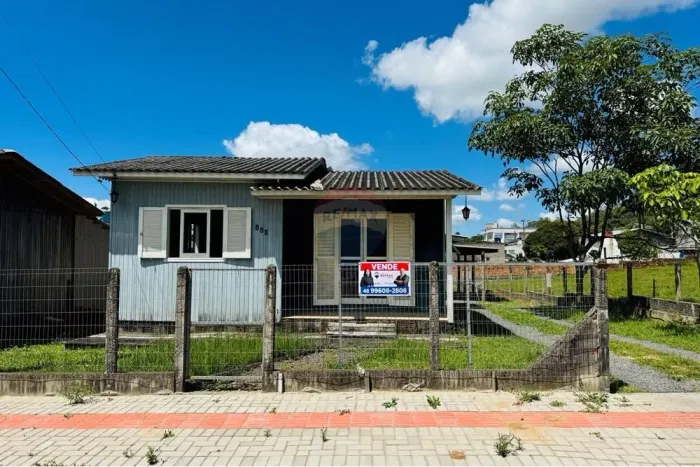 Casa a Venda centro Santa Rosa do Sul, 580m2 de terreno, 140m2 construídos