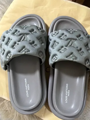 Papete LV tamanho 35 linha premium