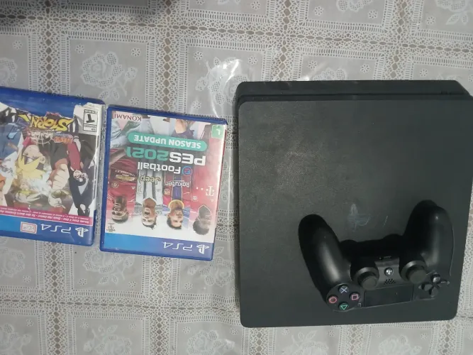 Vende ps4 860 giga slin