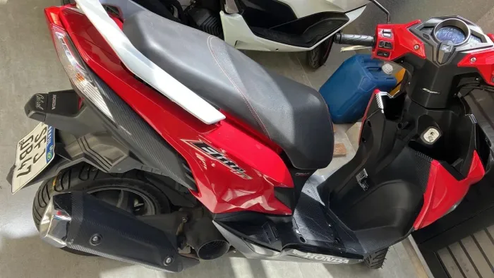 Honda Elite 125 única dona 24/24 manual e chave reserva moto nova