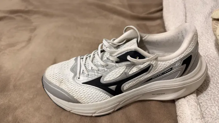 Tênis mizuno