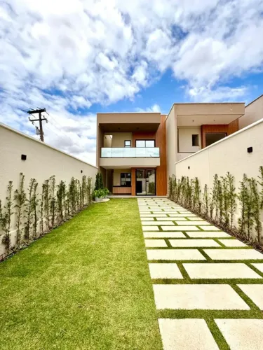 Casas em condominio! Duplex com alto padrão de acabamento no Eusébio.