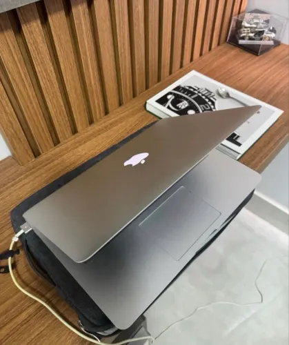 MacBook