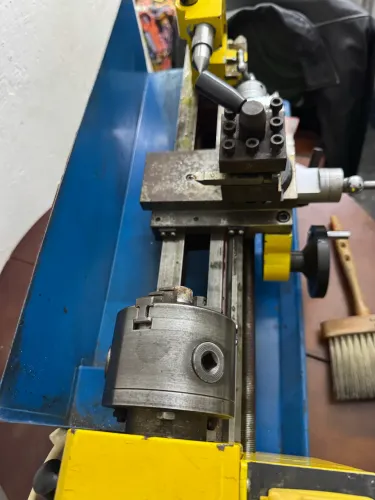 Torno de bancada