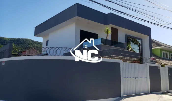 Casa com 4 quartos, 175 m² - venda por R$ 1.270.000 ou aluguel por R$ 11.350/mês - Piratin