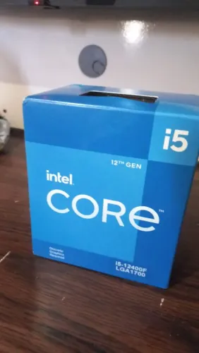 I5 12400f na caixa com cooler