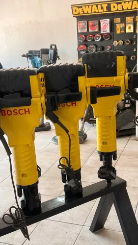 Vendo martelete BOSCH 30kg Original semi novos barato 