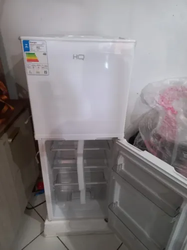 Geladeira HQ 140L <br>1,21M<br>127W <br>1.300 aceito proposta justa está nova