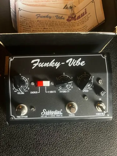 Pedal Univibe Sabbadius Funky Vibe Maui