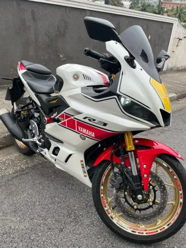 Yamaha YZF R-3 World GP 60th Aniniversary ED. 2023