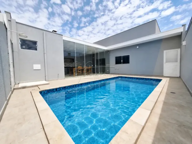 Casa de 179m² com 03 suítes para locação em condomínio - Jardim San Marco