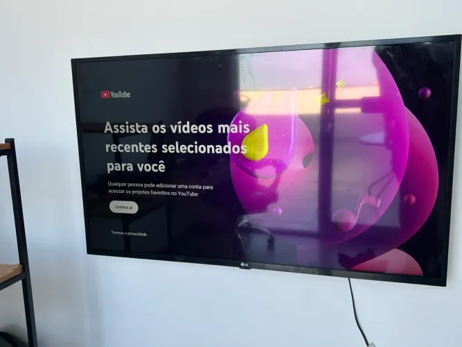 Smart TV LG 43" 4K UHD 43UP7500 WiFi Bluetooth HDR ThinQ AI compatível IA
