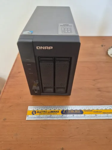 Servidor NAS Qnap TS-269L - nao liga
