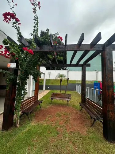 Imóvel para aluguel possui 40 metros quadrados com 2 quartos em Ribeirão do Lipa - Cuiabá