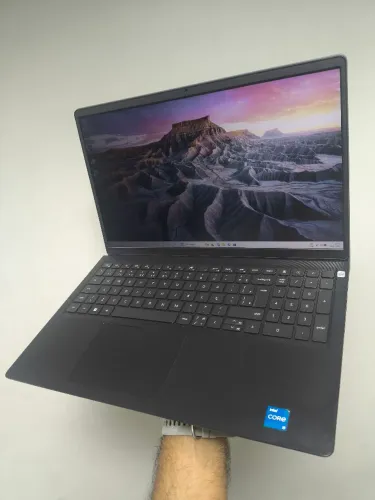 Dell i5 11geraçao, 8gb ddr4, SSD NVMe 256, vídeo iris, com garantia em 10x sem juros.