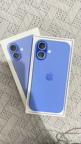iPhone 16 256GB