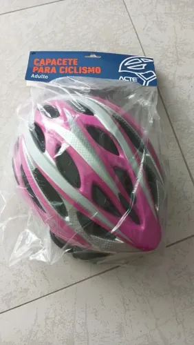 Capacete ciclista feminino