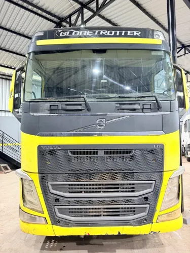 CABINE VOLVO FH GLOBETROTER TETO ALTO 2020 | BH-MG