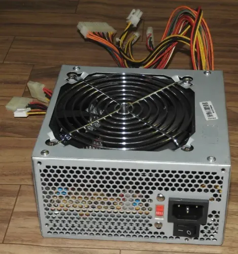 Fonte ATX Pauta 230w sem cabo  sata