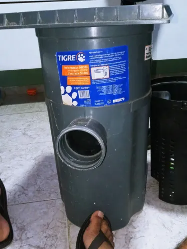 Caixa de esgoto tigre