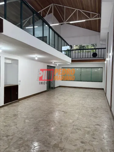Salãol no Bairro Jardim em Santo André