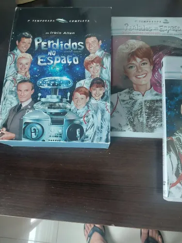 BOX DVD PERDIDOS NO ESPAÇO  (1 TEMPORADA)