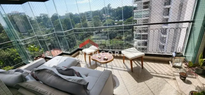 Apartamento em Avenida Washington Luís - Santo Amaro - São Paulo/SP