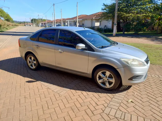 Ford Focus Sedan 2.0 16v/2.0 16V Flex 4P 2009